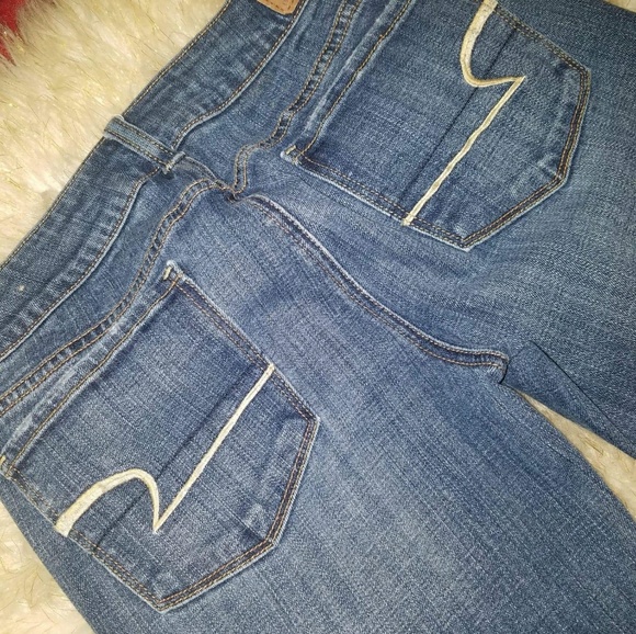 American Eagle Outfitters Denim - Size 6 American Eagle Jeans